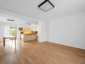 Prodej kanceláře, Praha - Hostivař, Herbenova, 338 m2