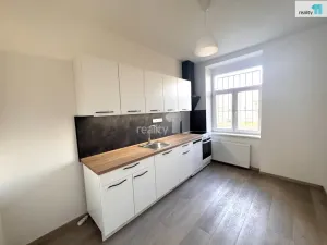 Pronájem bytu 1+1, Praha - Michle, Vokáčova, 47 m2