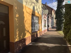 Pronájem bytu 1+1, Praha - Michle, Vokáčova, 47 m2