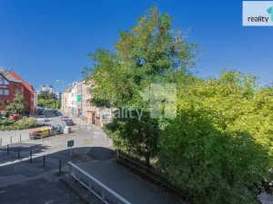 Pronájem bytu 1+1, Praha - Michle, Vokáčova, 47 m2