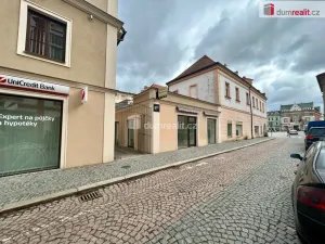 Pronájem obchodního prostoru, Kolín - Kolín I, Karlovo náměstí, 57 m2
