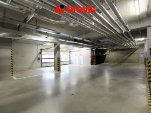 Pronájem garáže, Brno, Reissigova, 15 m2