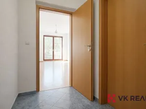 Pronájem bytu 2+kk, Praha - Košíře, Pod Klamovkou, 48 m2