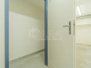 Prodej bytu 1+kk, Praha - Podolí, Jeremenkova, 35 m2