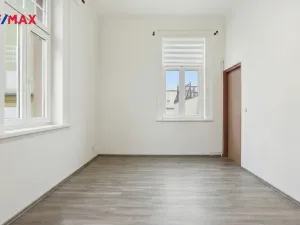 Prodej bytu 2+1, Mariánské Lázně, Hlavní třída, 56 m2