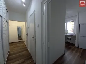 Pronájem bytu 2+1, Olomouc, tř. Kosmonautů, 55 m2