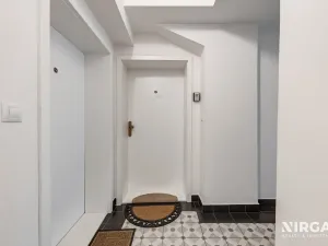 Prodej bytu 1+kk, Praha - Bubeneč, U studánky, 23 m2