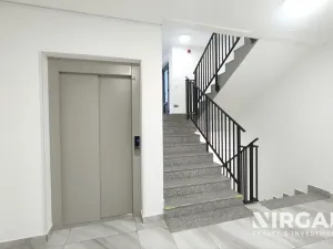 Prodej bytu 3+kk, Karlovy Vary, Sedlecká, 92 m2
