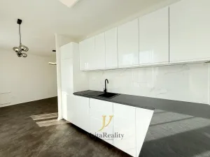 Prodej bytu 2+kk, Olomouc, tř. Míru, 55 m2