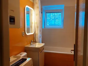 Pronájem bytu 2+1, Praha - Dejvice, Vostrovská, 50 m2