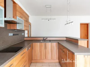 Pronájem bytu 4+kk, Praha - Kbely, Semilská, 112 m2