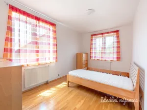 Pronájem bytu 4+kk, Praha - Kbely, Semilská, 112 m2
