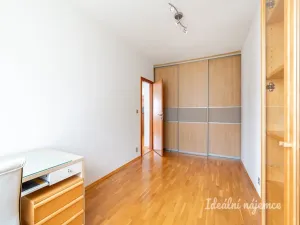 Pronájem bytu 4+kk, Praha - Kbely, Semilská, 112 m2