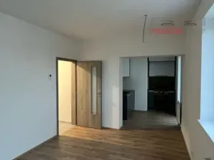 Pronájem bytu 1+kk, Brno, Křepelčí, 39 m2