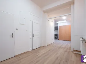 Prodej bytu 1+kk, Praha, Jagellonská, 36 m2