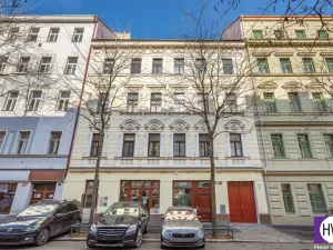 Prodej kanceláře, Praha, Jagellonská, 36 m2