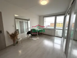 Prodej bytu 2+1, Chomutov, Zahradní, 61 m2