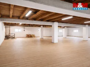 Prodej skladu, Domoušice, 1400 m2