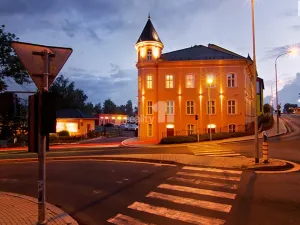 Pronájem kanceláře, Karlovy Vary - Dvory, Chebská, 52 m2