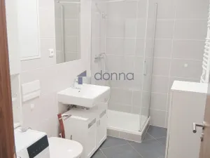 Pronájem bytu 2+kk, Praha, Pod Harfou, 54 m2
