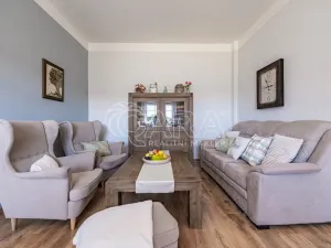 Prodej rodinného domu, Měrunice - Žichov, 186 m2