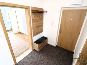 Pronájem bytu 2+kk, Brno - Žebětín, Novodvorská, 79 m2