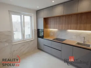 Prodej rodinného domu, Praha - Lochkov, Na písku, 205 m2