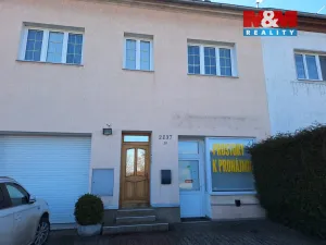 Pronájem obchodního prostoru, Chomutov, Št. kpt. Kouby, 36 m2