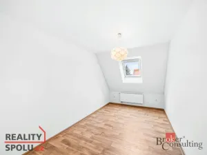 Prodej bytu 4+1, Holýšov, 86 m2