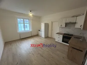 Pronájem bytu 2+1, Dubí, Zahradní, 57 m2