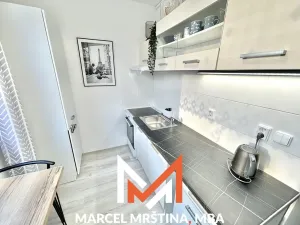 Pronájem bytu 1+1, Broumov - Nové Město, U Větrolamu, 36 m2