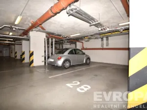 Prodej bytu 1+kk, Praha - Košíře, Plzeňská, 28 m2