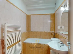 Pronájem bytu 2+kk, Olomouc, Peškova, 59 m2