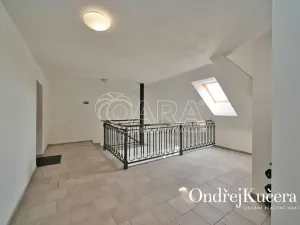 Pronájem bytu 1+1, Nová Bystřice, Vídeňská, 42 m2