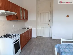 Pronájem bytu 3+1, Praha - Smíchov, Holečkova, 80 m2