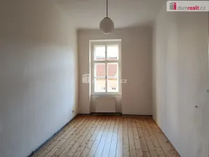 Pronájem bytu 3+1, Praha - Smíchov, Holečkova, 80 m2