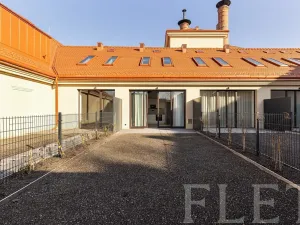 Pronájem bytu 2+kk, Praha - Nusle, Vrtbova, 54 m2