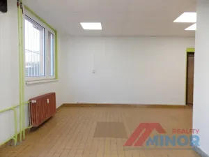 Pronájem obchodního prostoru, Slaný, Vikova, 101 m2