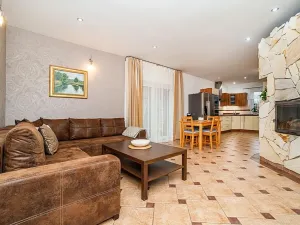 Pronájem rodinného domu, Volduchy, 110 m2