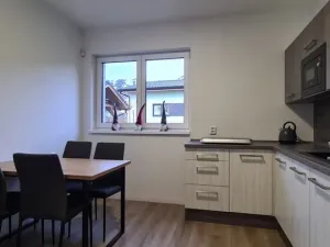 Pronájem kanceláře, Týnec nad Sázavou, Višňová, 13 m2