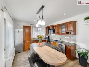 Prodej rodinného domu, Úvaly, 215 m2