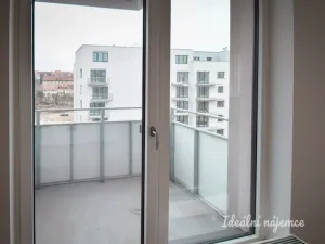Pronájem bytu 1+kk, Brno - Ponava, Reissigova, 42 m2