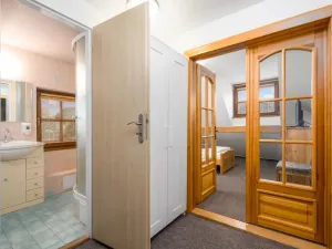 Prodej rodinného domu, Nový Bor - Janov, 280 m2