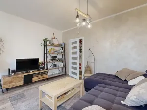 Prodej bytu 3+1, Praha - Hlubočepy, Lamačova, 63 m2