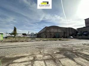 Pronájem komerčního pozemku, Hradec Králové - Kukleny, Pražská třída, 5000 m2