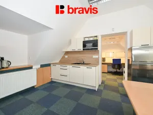 Pronájem skladu, Hradčany, Tišnovská, 1016 m2