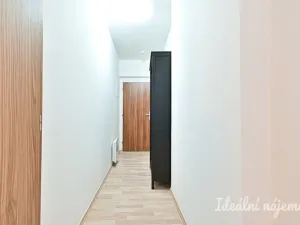Pronájem bytu 1+kk, Brno, Stará, 32 m2