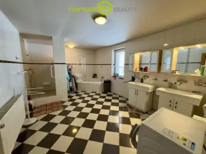 Prodej rodinného domu, Baška, 339 m2