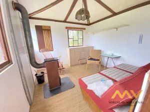 Pronájem chaty, Hradec Králové, Kmochova, 20 m2