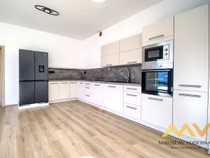 Pronájem rodinného domu, Hradec Králové - Svobodné Dvory, Milana Morávka, 121 m2